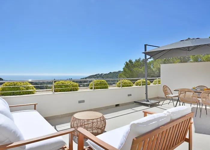 Altea Bayview Apartment By Nras